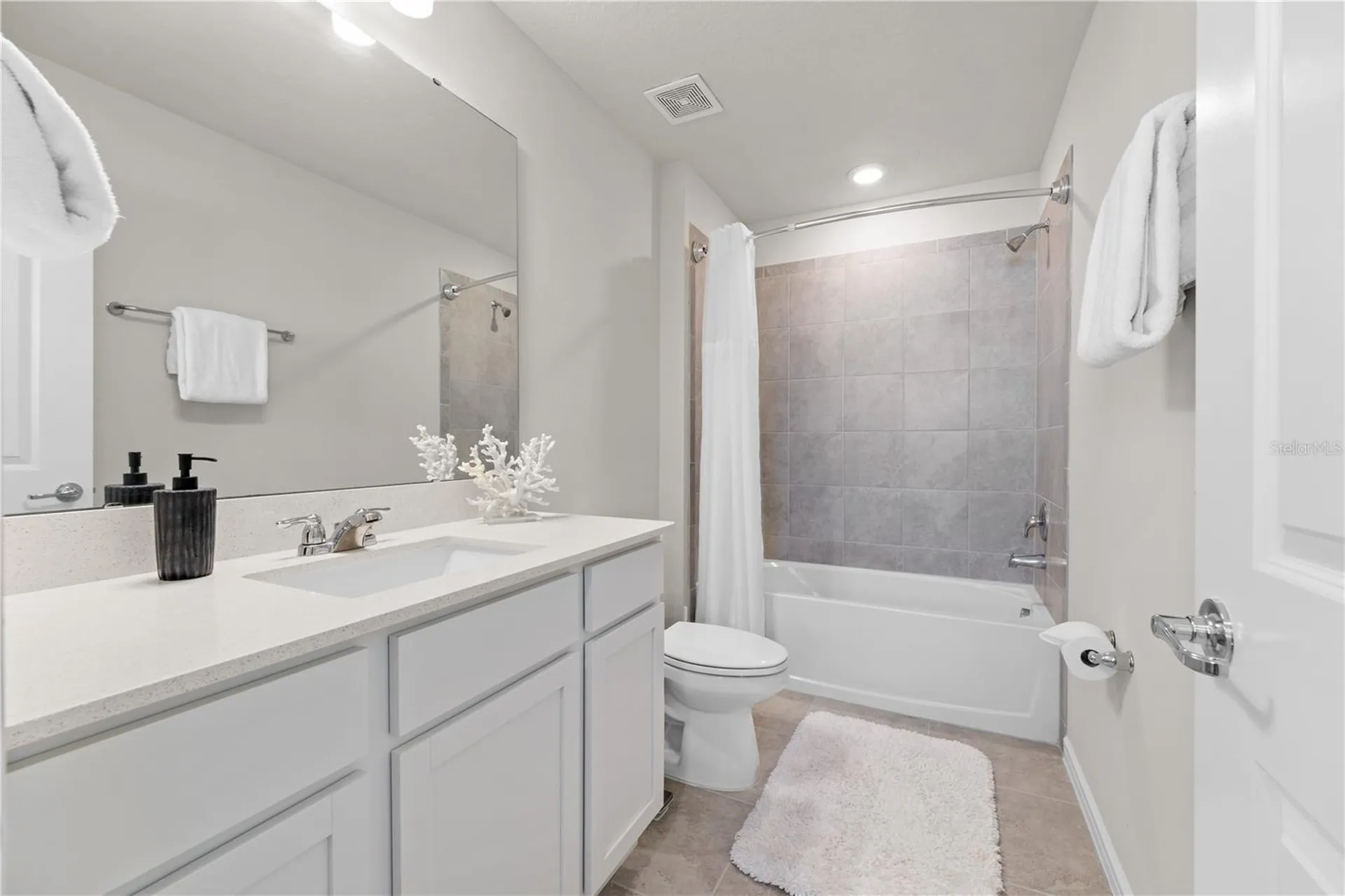 1667 Delightful Drive Davenport FL 33896