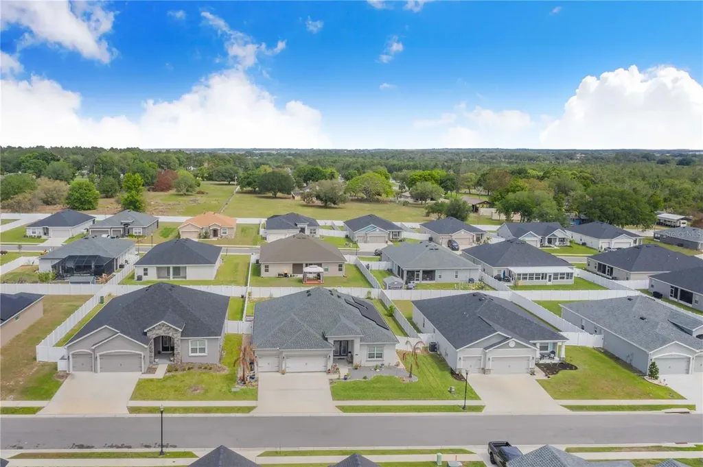 1096 Sandpiper Loop Winter Haven FL 33881