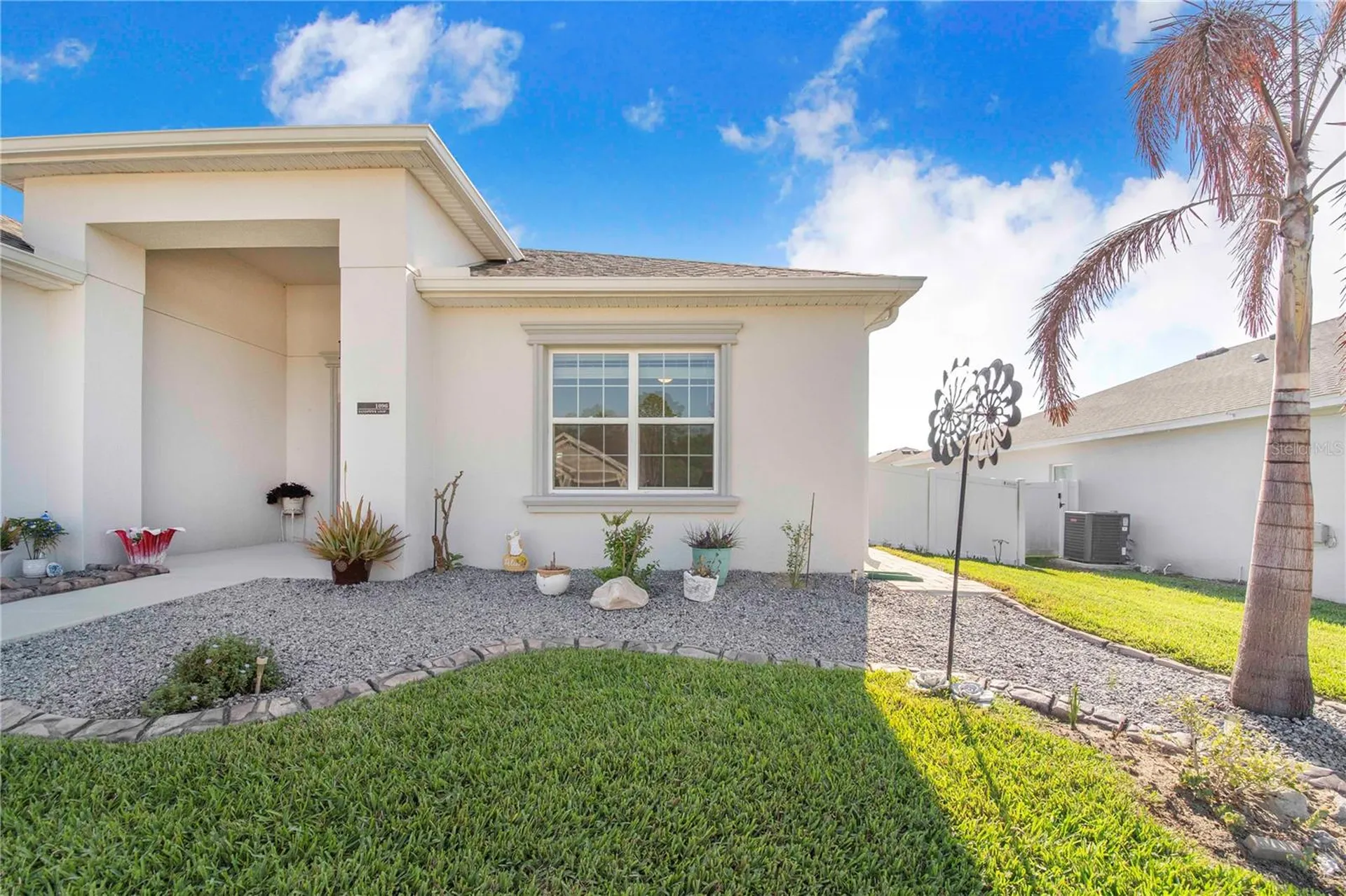 1096 Sandpiper Loop Winter Haven FL 33881