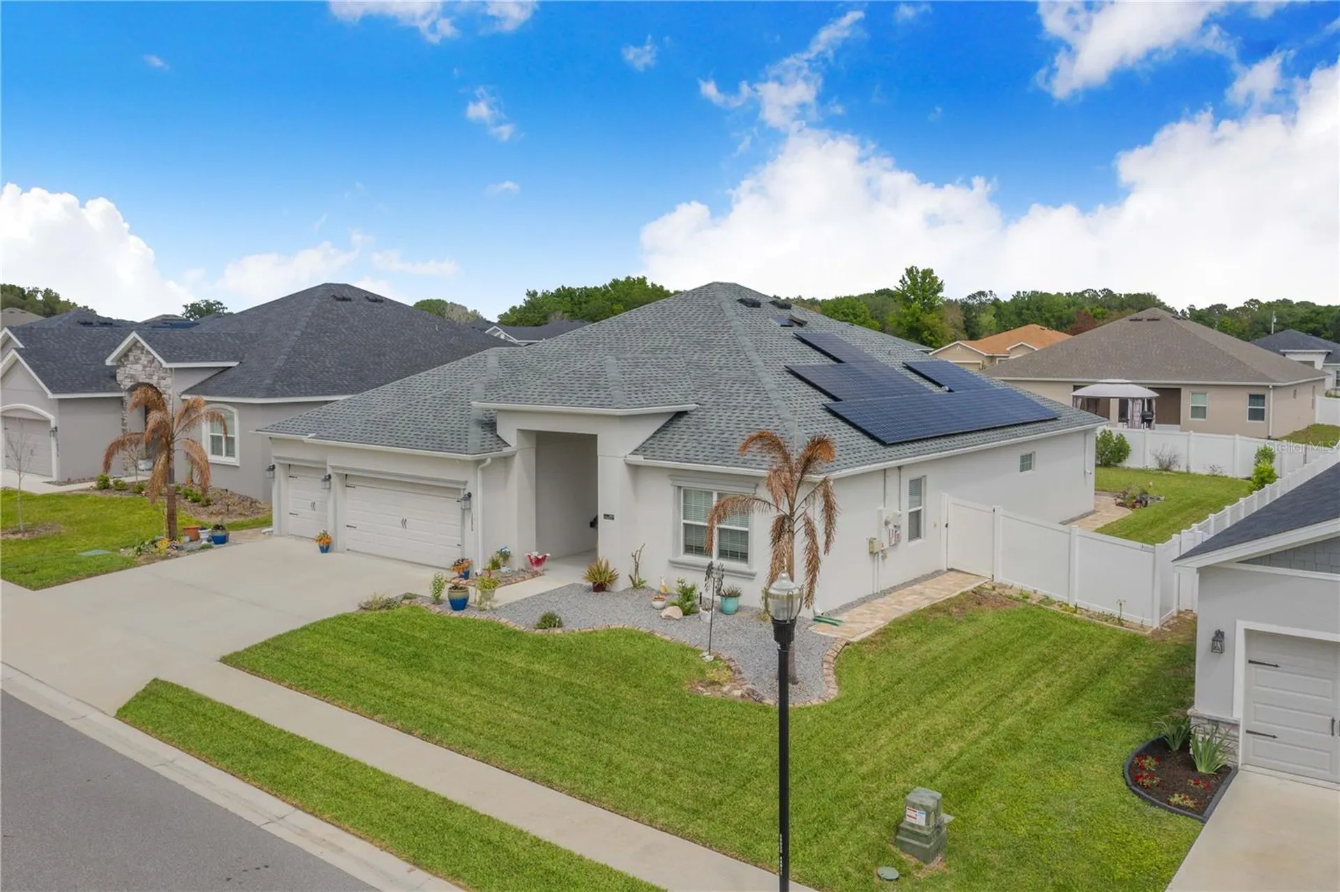 1096 Sandpiper Loop Winter Haven FL 33881