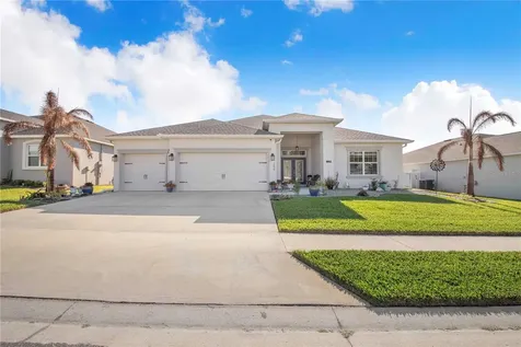 1096 Sandpiper Loop Winter Haven FL 33881