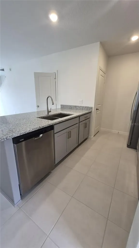2759 Raindrop Run St, Clermont FL 34714