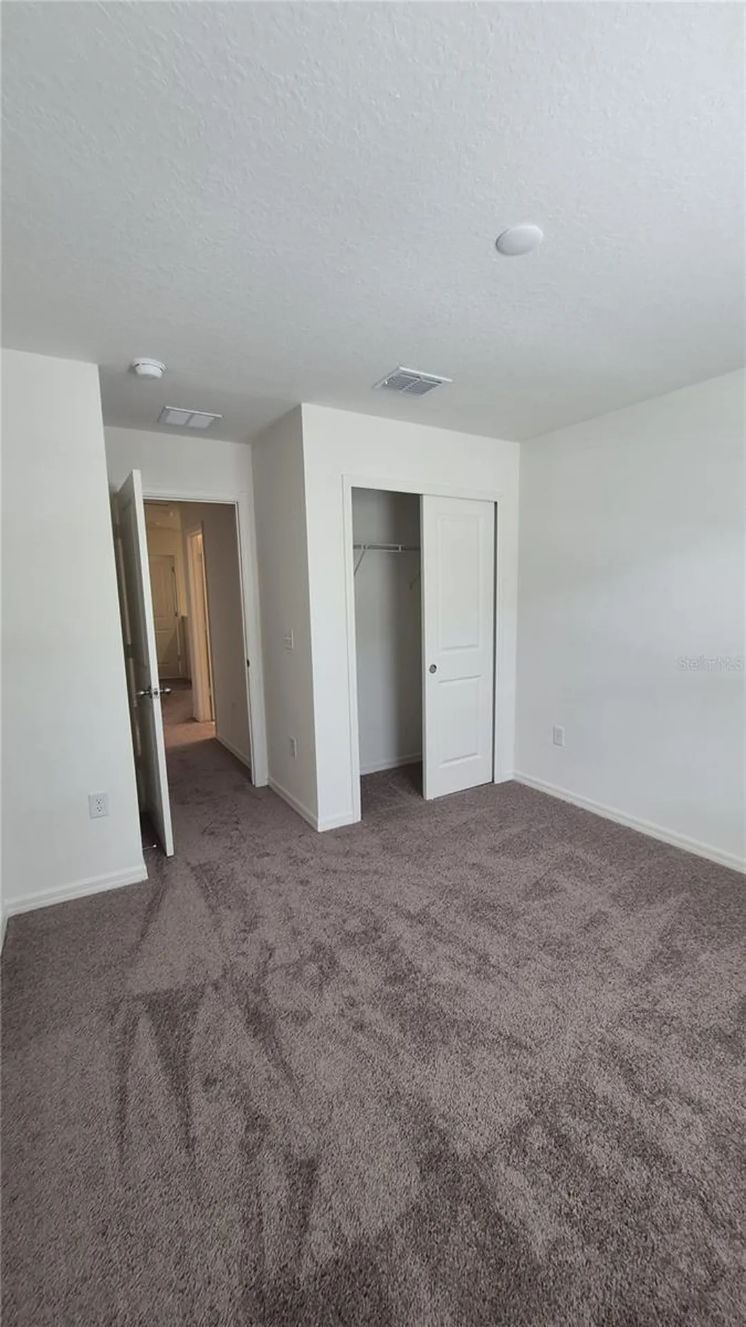 2759 Raindrop Run St, Clermont FL 34714