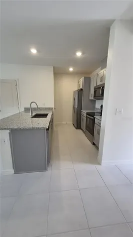 2759 Raindrop Run St, Clermont FL 34714