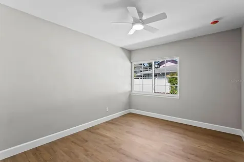 262 30th Street N St Petersburg FL 33713