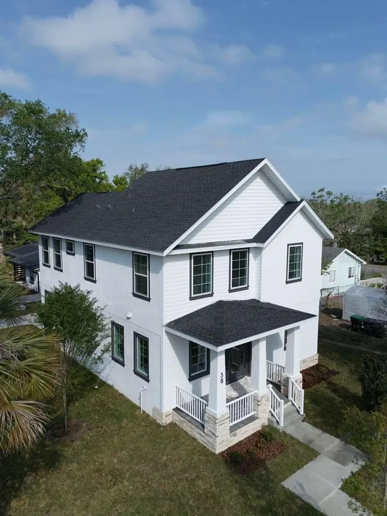 38 S Pollard Street Oakland FL 34760