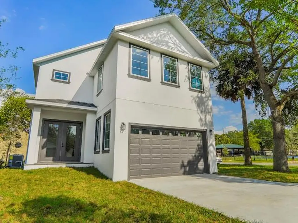 38 S Pollard Street Oakland FL 34760