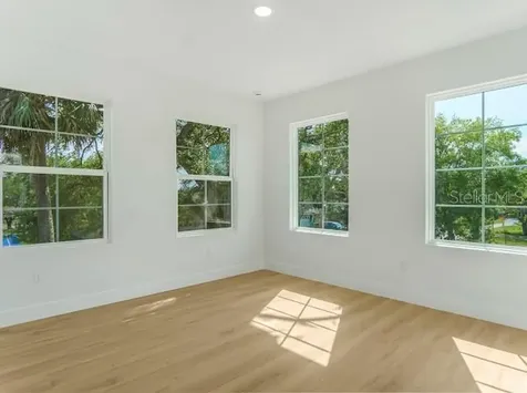 38 S Pollard Street Oakland FL 34760