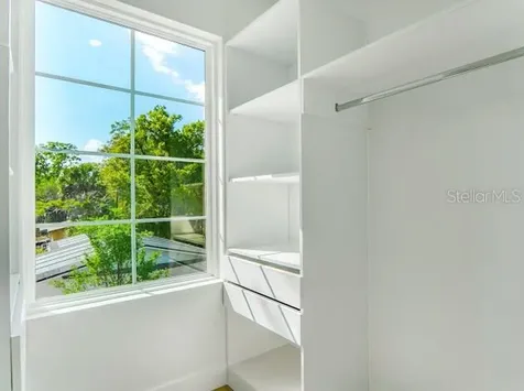 38 S Pollard Street Oakland FL 34760