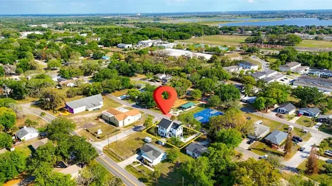 38 S Pollard Street Oakland FL 34760