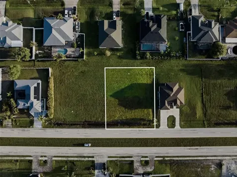 2623 Tropicana Parkway W Cape Coral FL 33993