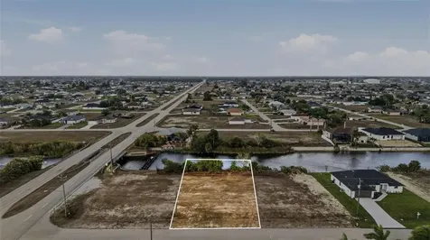 1525 NW 17th Street Cape Coral FL 33993