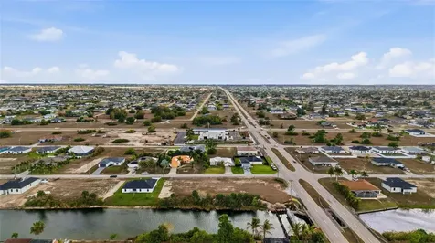 1525 NW 17th Street Cape Coral FL 33993