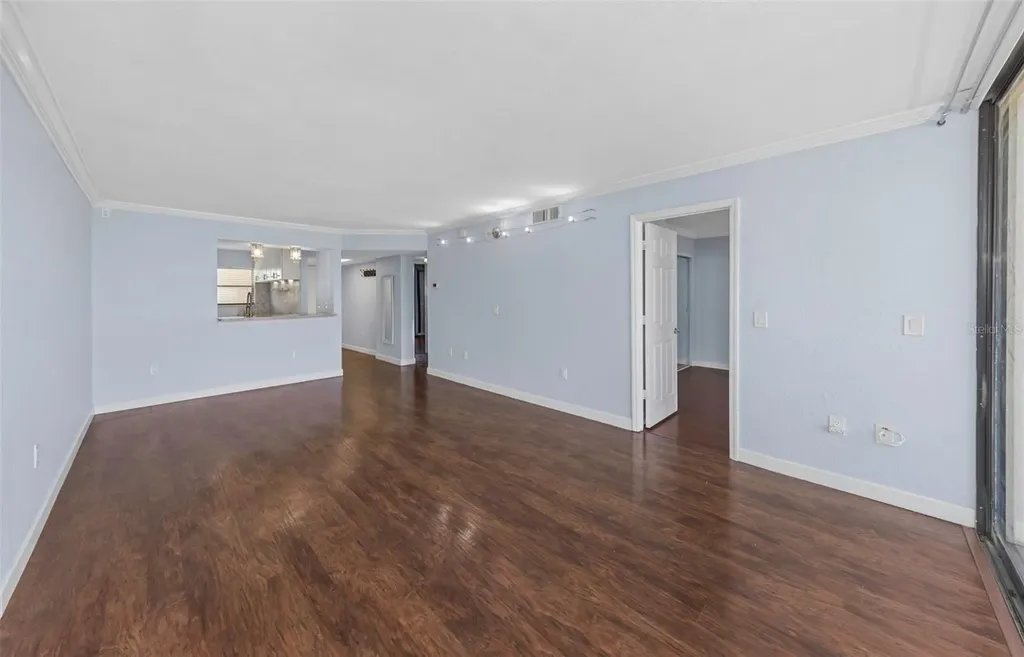 1000 Cove Cay Drive Clearwater FL 33760