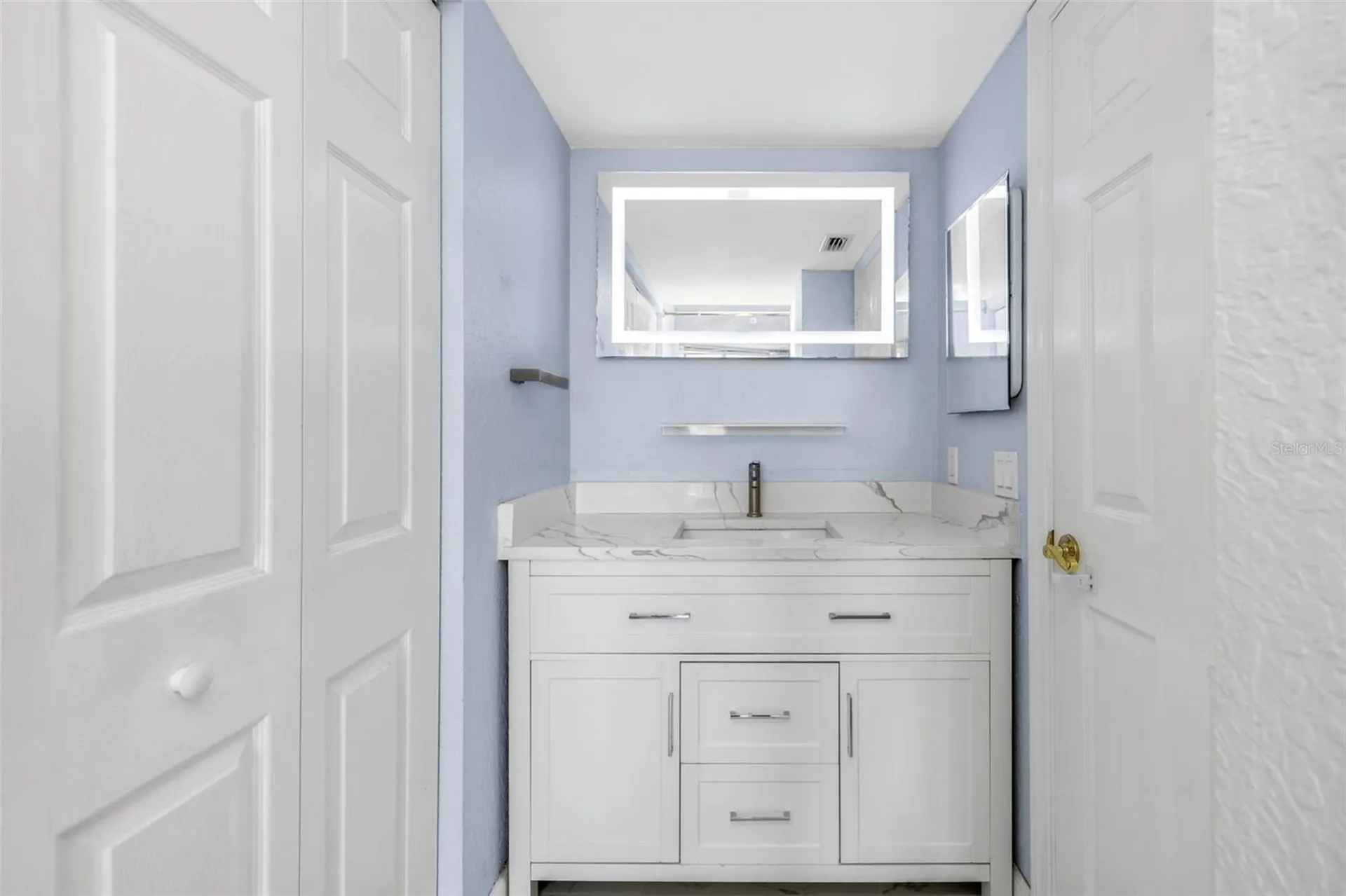1000 Cove Cay Drive Clearwater FL 33760