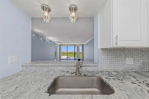 1000 Cove Cay Drive Clearwater FL 33760