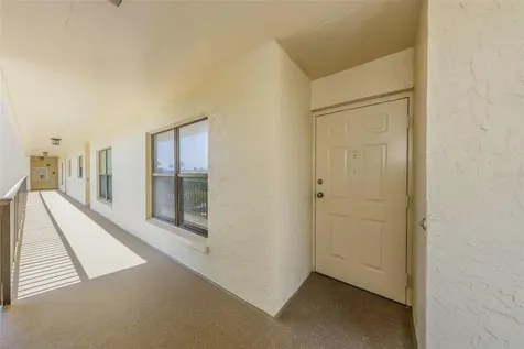 1000 Cove Cay Drive Clearwater FL 33760