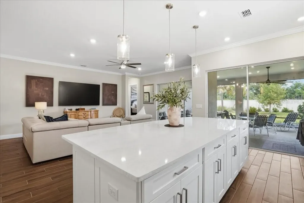 5022 Caserta Court Palmetto FL 34221