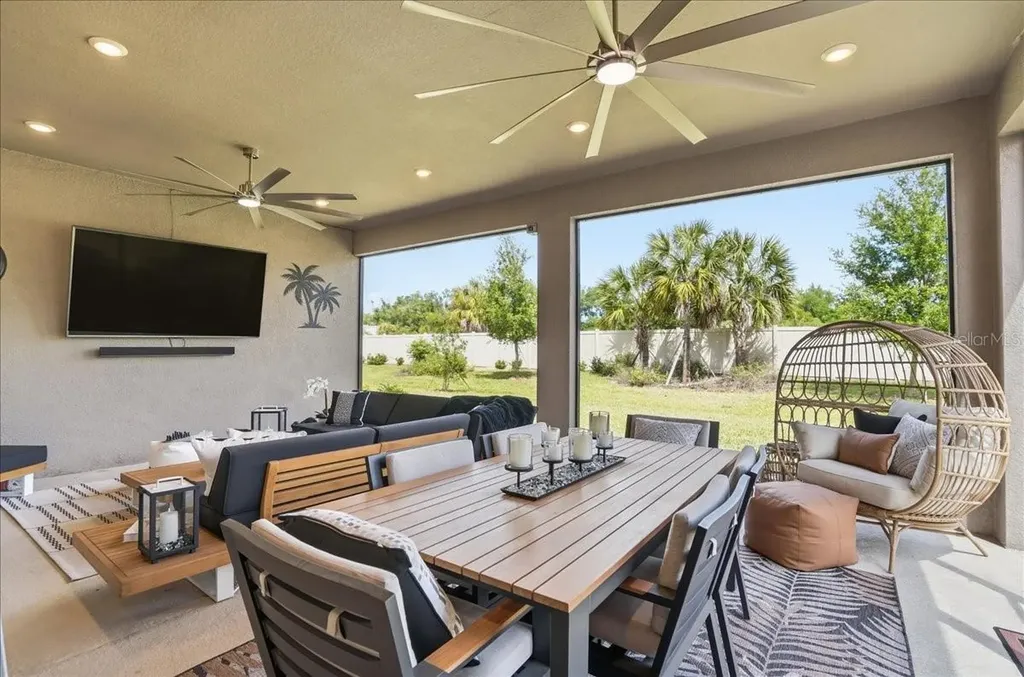 5034 Caserta Court Palmetto FL 34221