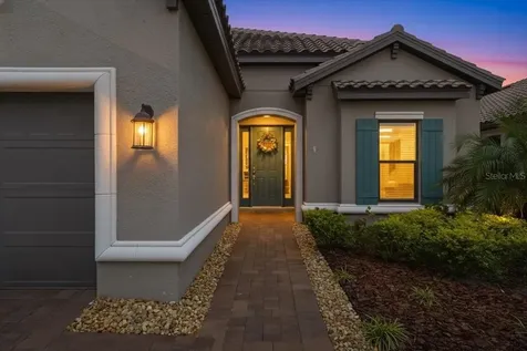 5034 Caserta Court Palmetto FL 34221