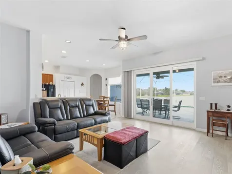 22548 Cliffside Way Land O Lakes FL 34639