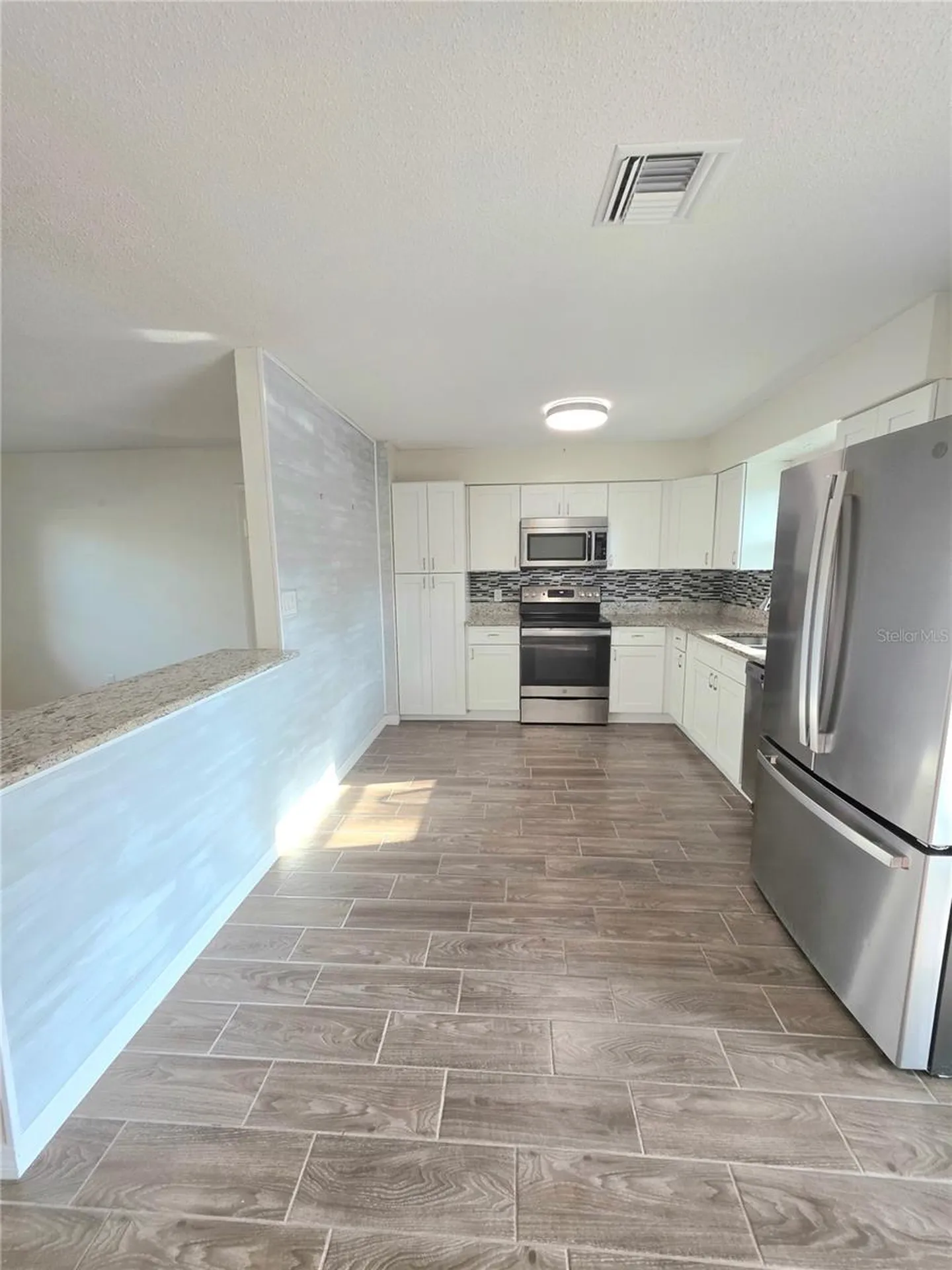 2932 E Ahern Drive Orlando FL 32817