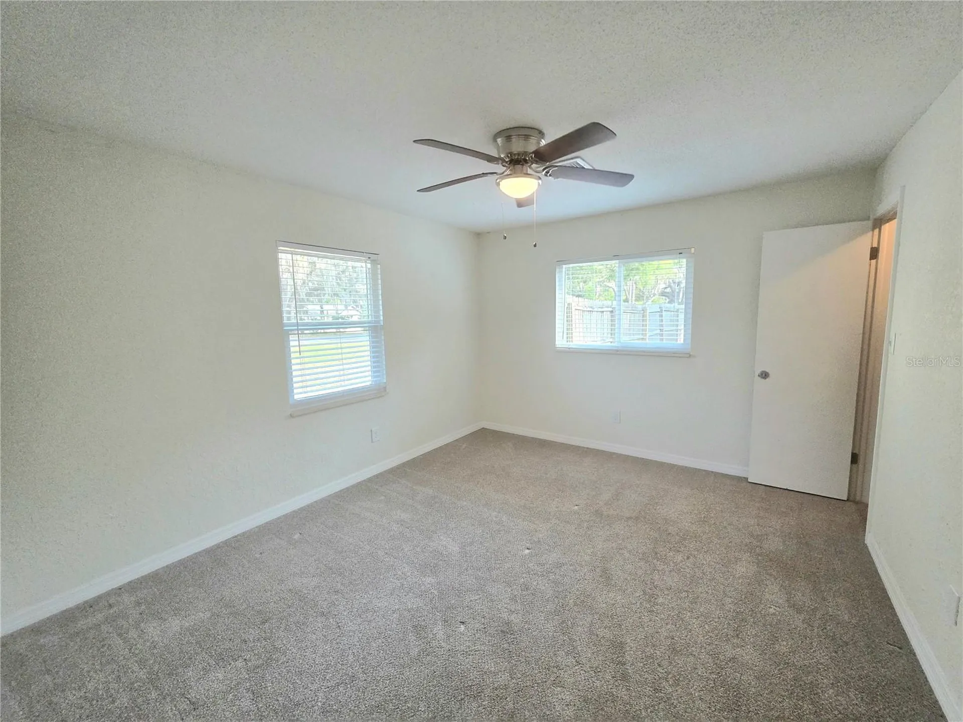 2932 E Ahern Drive Orlando FL 32817