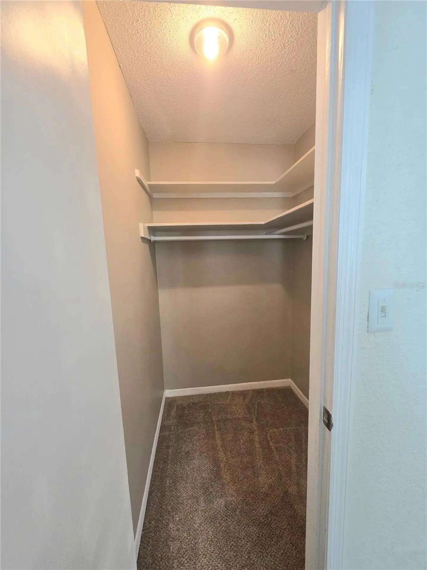 2932 E Ahern Drive Orlando FL 32817