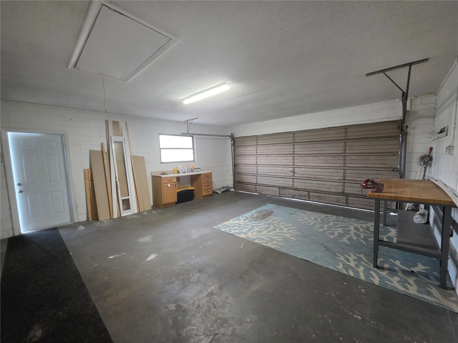 2932 E Ahern Drive Orlando FL 32817