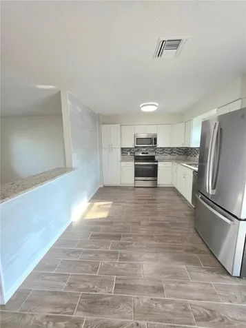 2932 E Ahern Drive Orlando FL 32817
