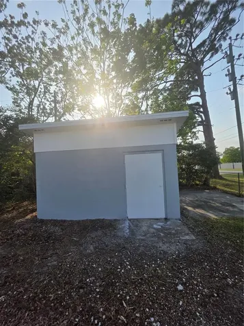 2932 E Ahern Drive Orlando FL 32817