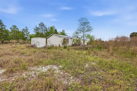 39751 Anchor Avenue Eustis FL 32736
