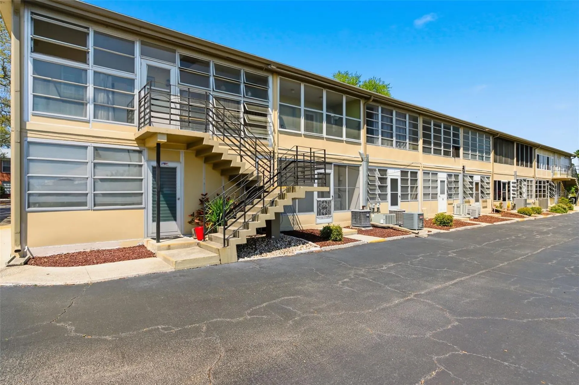 1257 Drew Street Clearwater FL 33755