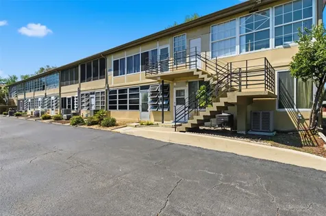 1257 Drew Street Clearwater FL 33755