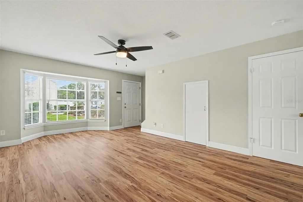 37306 Embassy Park Lane Dade City FL 33525