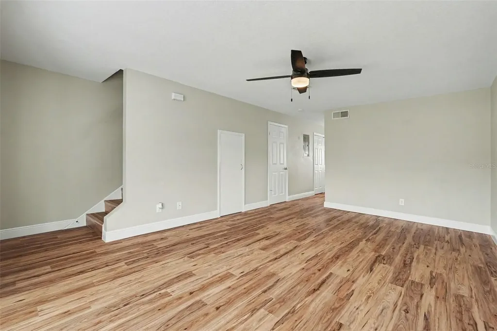 37306 Embassy Park Lane Dade City FL 33525
