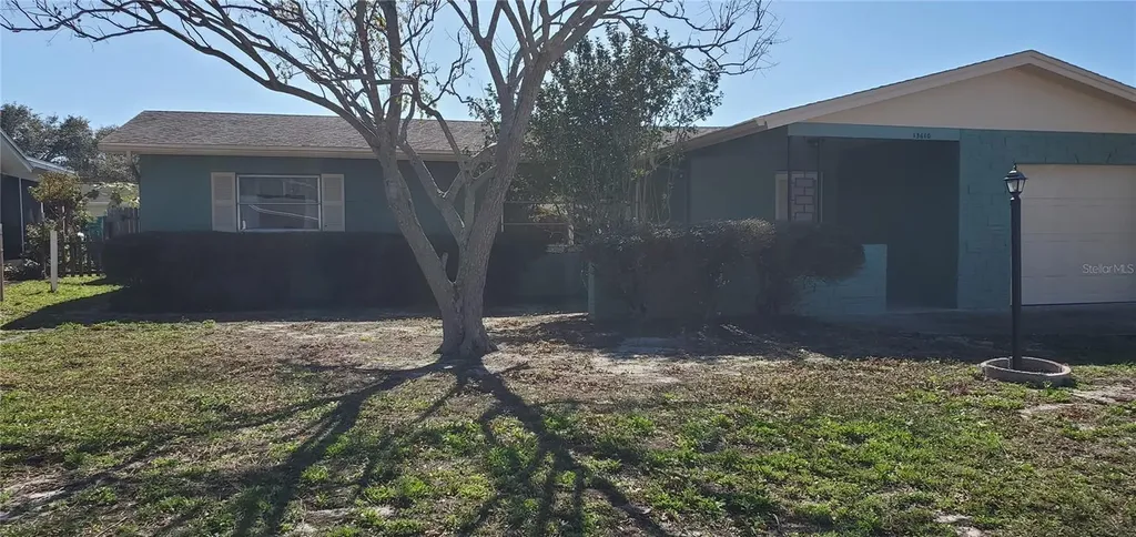 13610 87th Place Seminole FL 33776