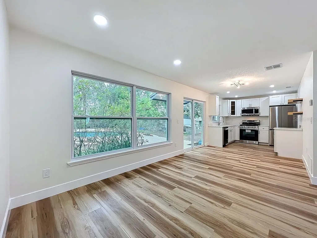 214 N Alderwood Street Winter Springs FL 32708