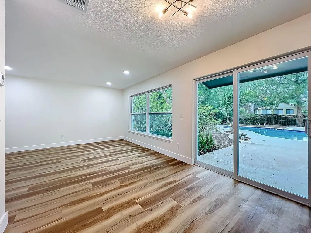 214 N Alderwood Street Winter Springs FL 32708