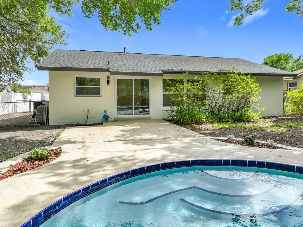 214 N Alderwood Street Winter Springs FL 32708