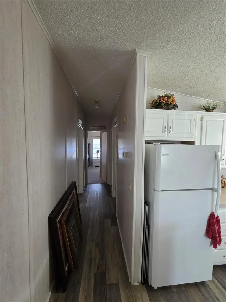 340 Canal Way Oldsmar FL 34677