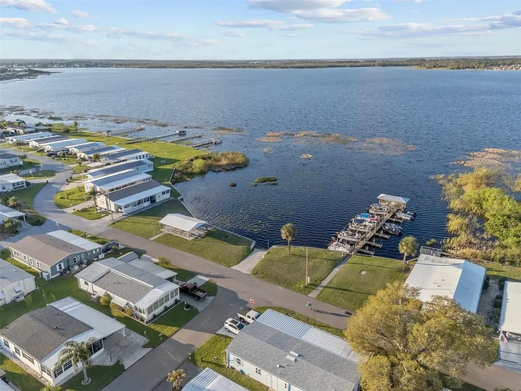 6775 Brentwood Drive NE Winter Haven FL 33881