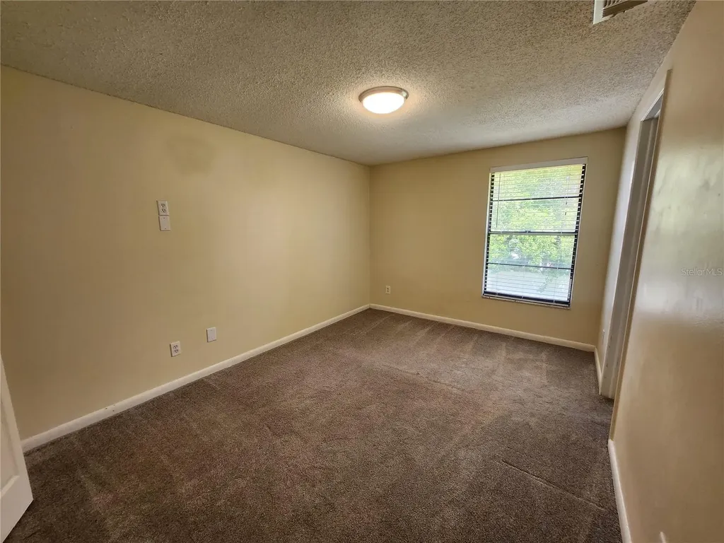 4913 Rockledge Circle Tampa FL 33624