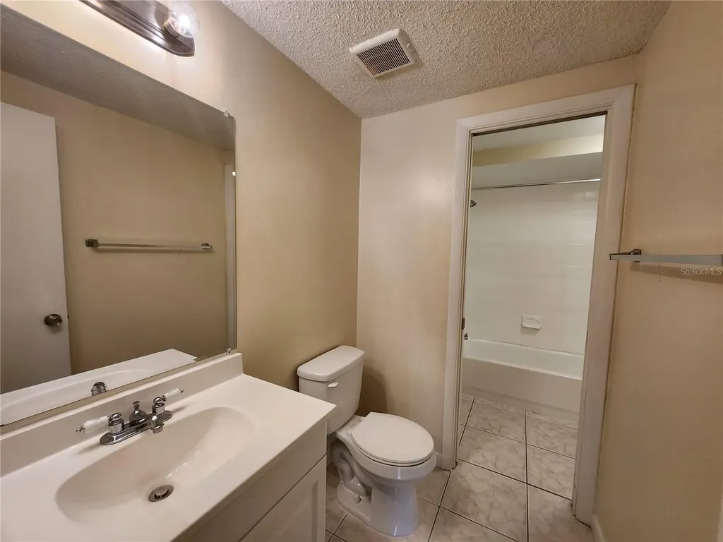 4913 Rockledge Circle Tampa FL 33624