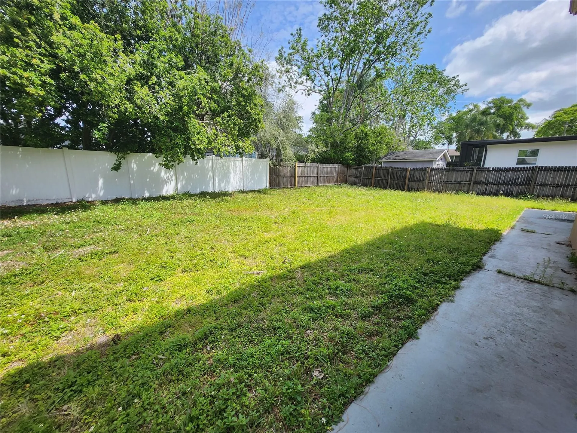 4913 Rockledge Circle Tampa FL 33624