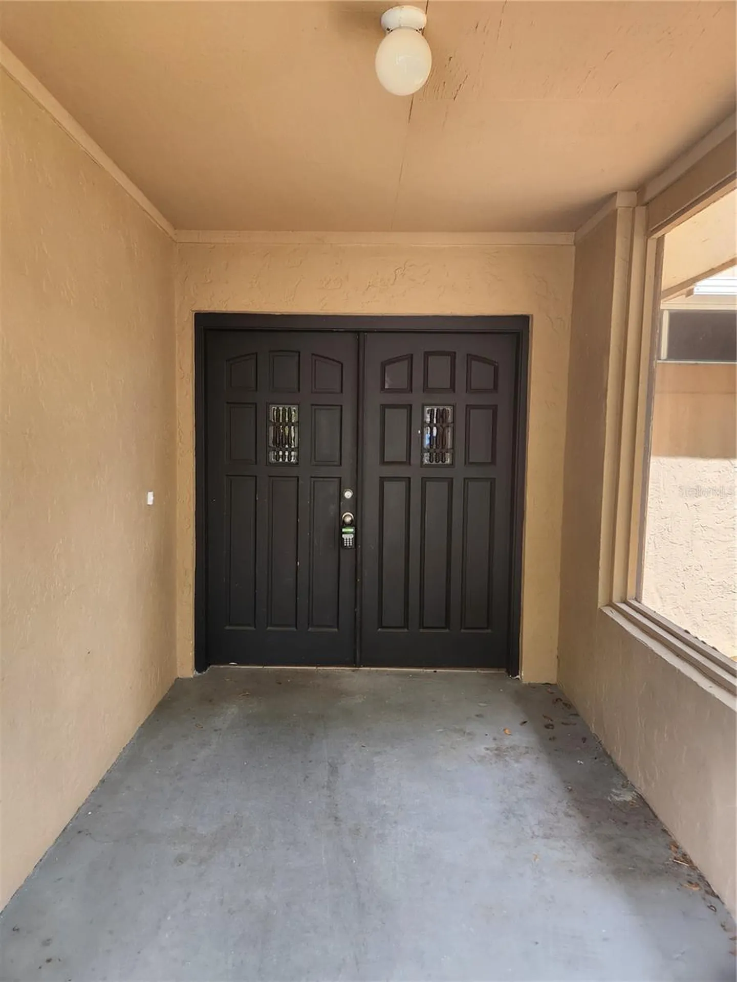 4913 Rockledge Circle Tampa FL 33624