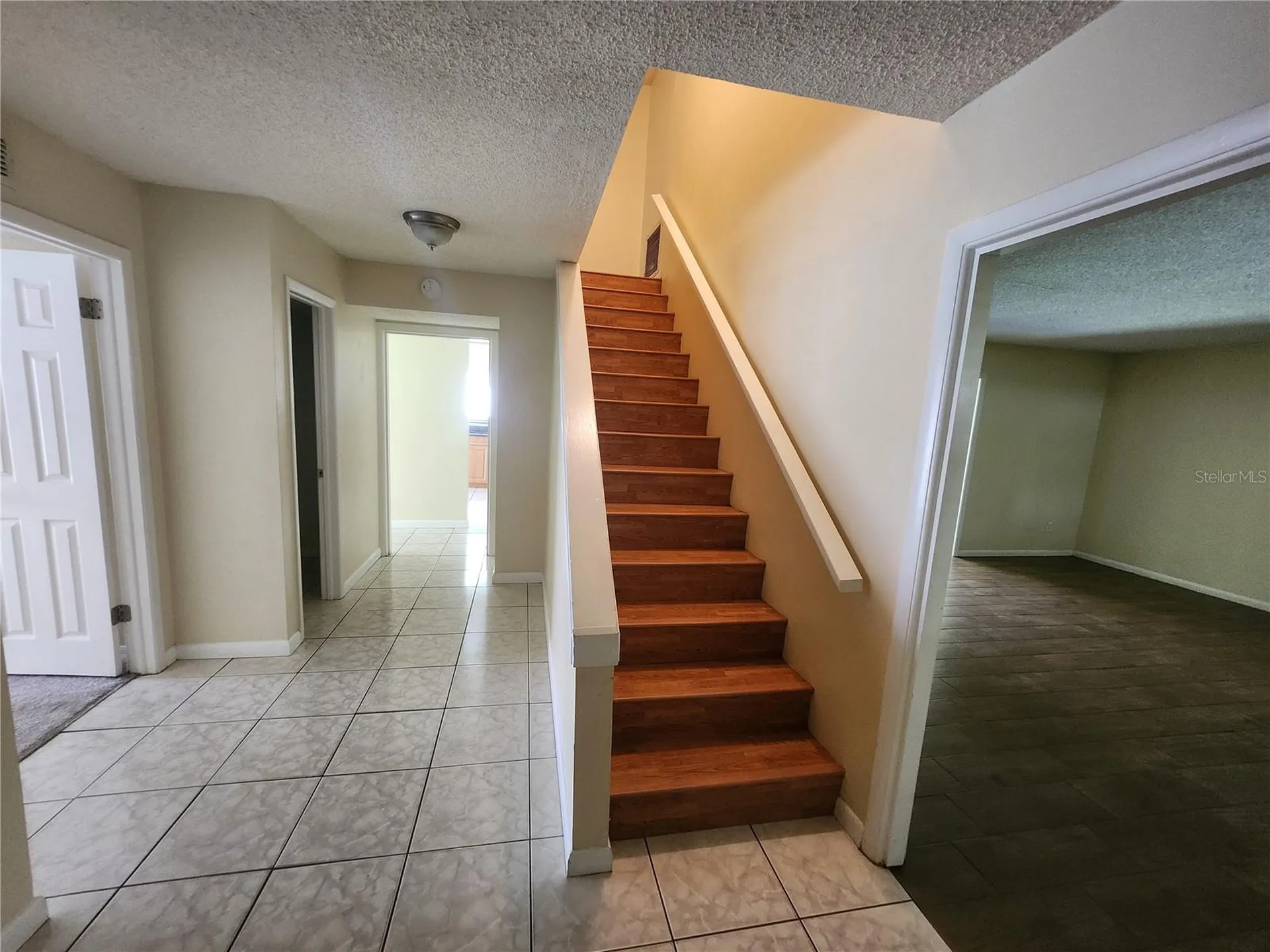 4913 Rockledge Circle Tampa FL 33624