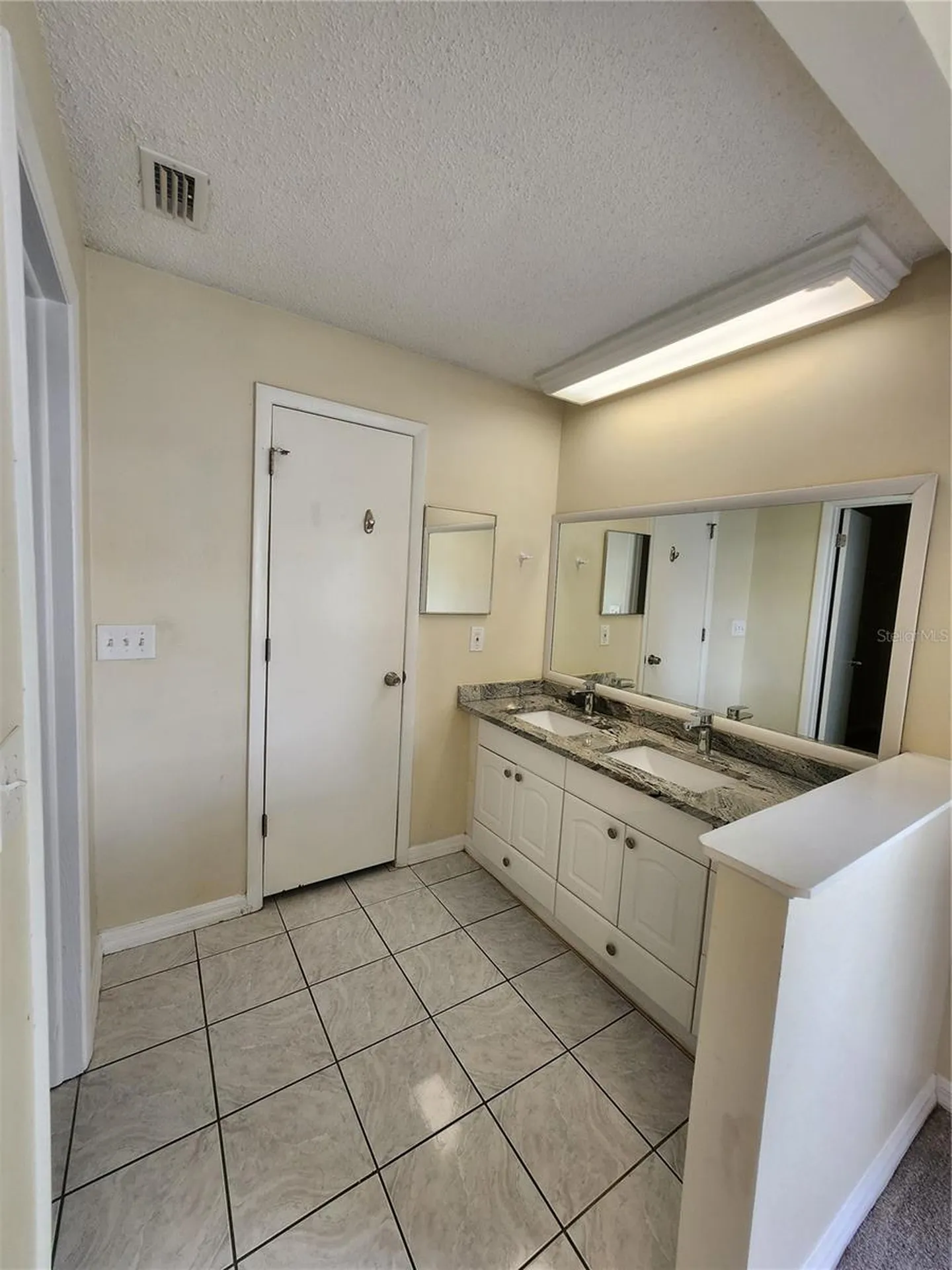 4913 Rockledge Circle Tampa FL 33624