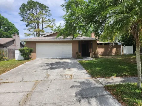 4913 Rockledge Circle Tampa FL 33624