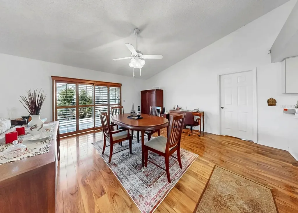 2003 New Bedford Drive Sun City Center FL 33573